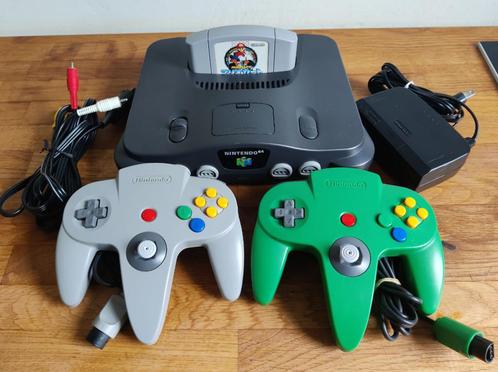 Nintendo 64 Console + 2 Controllers + Mario Kart (NTSC/JAP)), Consoles de jeu & Jeux vidéo, Consoles de jeu | Nintendo 64, Utilisé