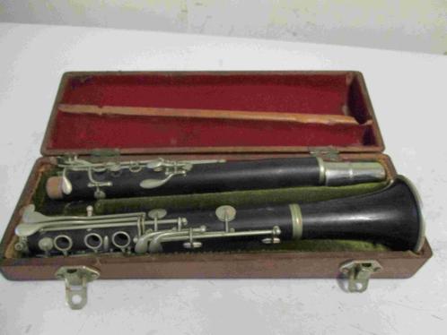 Klarinet Couesnon & Cie, Musique & Instruments, Instruments à vent | Clarinettes, Utilisé, Clarinette en si bémol, Bois, Avec valise