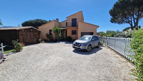 Zonig familie huis met zwembad, Immo, Buitenland, Frankrijk, Woonhuis