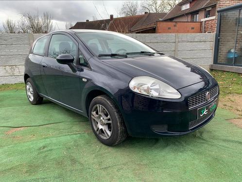 Fiat Punto 1.4 Benzine, Autos, Fiat, Particulier, Grande Punto, Ordinateur de bord, Essence, 3 portes, Boîte manuelle, Noir, Enlèvement