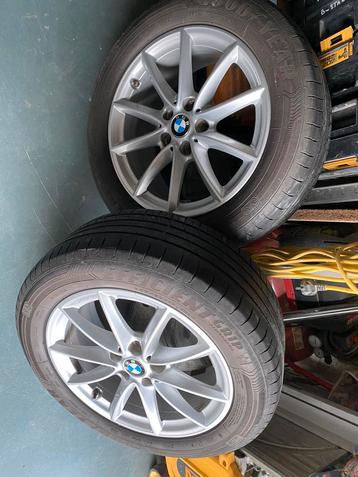 Originele velgen van BMW x1 maat 17. Banden zijn op