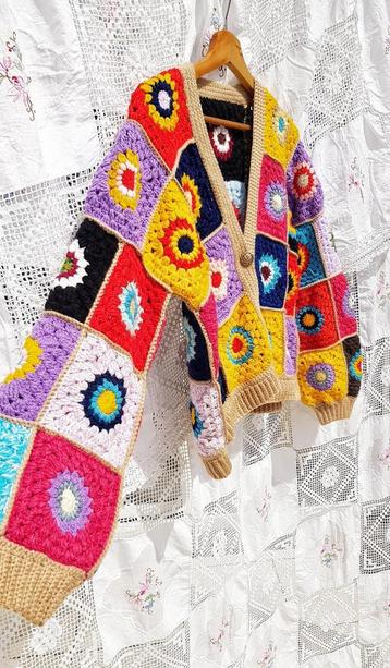 Cardigan 70's 🌻 multicolore patchwork à fleurs ( fait main)