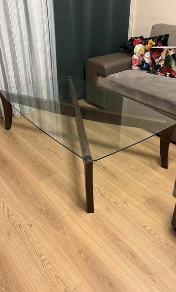 Salontafel met glas