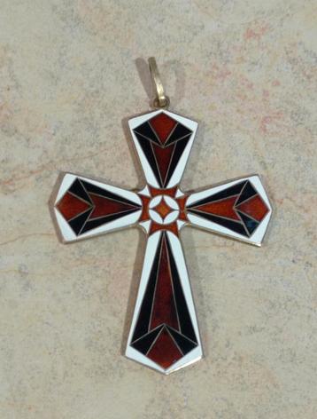 Croix type orthodoxe finement émaillée 6cm