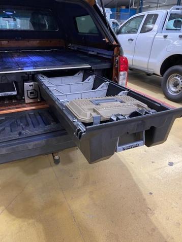 Double plancher avec tiroirs étanches pour Ford Ranger
