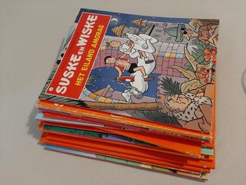Groot pakket van verschillende strips Suske en Wiske te koop