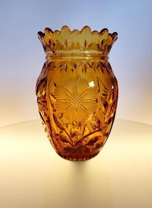 Art deco glazen vaas, floraal decor geslepen, Amber kleur, v, Antiquités & Art, Antiquités | Verre & Cristal, Enlèvement