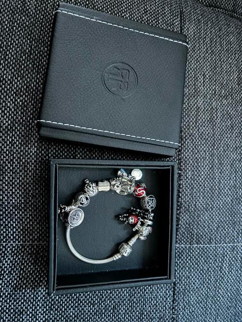 1x gedragen pandora armband met 14 bedels, Bijoux, Sacs & Beauté, Bracelets, Comme neuf, Argent, Autres couleurs, Avec bracelets à breloques ou perles
