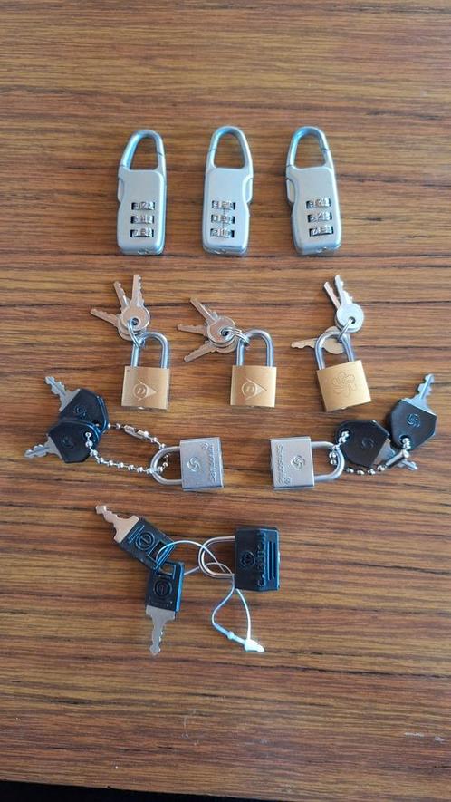 Petit cadenas à clés à partir de 2 euros, Motos, Accessoires | Cadenas, Comme neuf, Enlèvement ou Envoi
