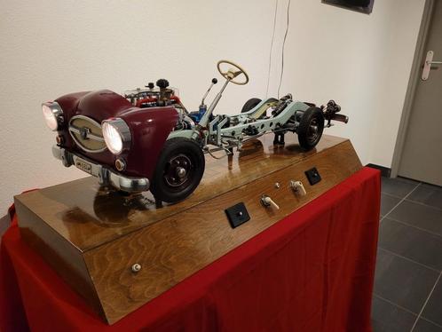 Modèle d'école d'ingénieur de voitures anciennes de 1 mètre, Hobby & Loisirs créatifs, Voitures miniatures | Échelles Autre, Utilisé