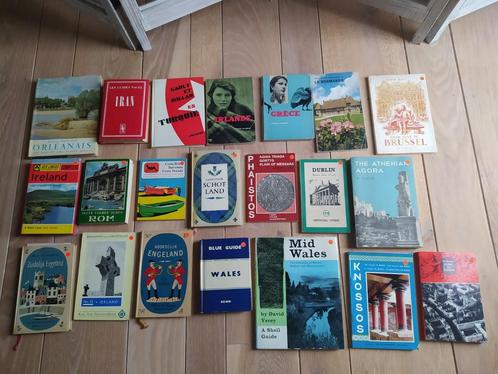 Guides de voyage des années 1950 et 1960  (2 euros par livre, Livres, Partis & Groupements, Comme neuf, Enlèvement ou Envoi
