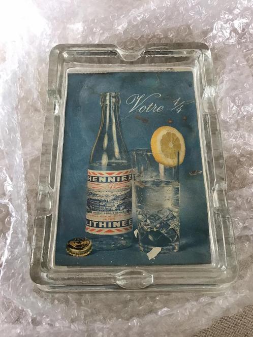 Antieke glazen reclame asbak Henniez Lithinee 1940-50, Verzamelen, Merken en Reclamevoorwerpen, Ophalen of Verzenden