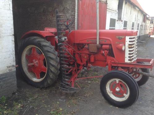 Tractor Mc Cormick  Farmall F-267, Zakelijke goederen, Landbouw | Tractoren, McCormick, tot 80 Pk, Oldtimer, Ophalen of Verzenden