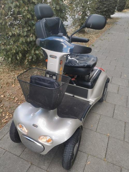 Très beau scooter. Shoprider Deluxe - très résistant, Divers, Chaises roulantes, Comme neuf, Enlèvement ou Envoi