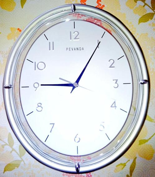 Horloge murale PEVANDA gris verre radio-pilotée 33 cm, NEUVE, Maison & Meubles, Accessoires pour la Maison | Horloges, Neuf, Horloge murale