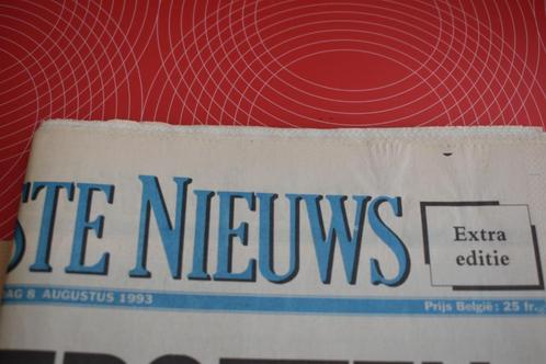 krant HLN van 8-8-1993, Collections, Maisons royales & Noblesse, Comme neuf, Magazine ou livre, Enlèvement ou Envoi