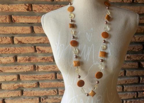 -26- collier fantaisie de perles orangées - esmara - neuf -, Handtassen en Accessoires, Kettingen, Nieuw, Kunststof, Oranje, Ophalen of Verzenden