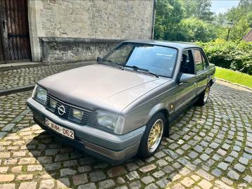 Opel Ascona (Exlusive)1.6i **73.000Km** Carpass 