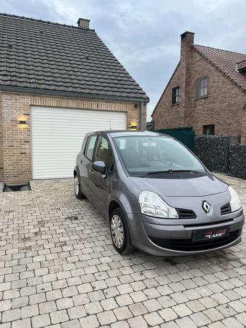  Renault Modus                