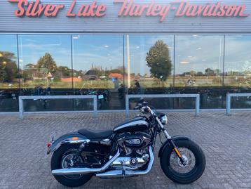 Harley-Davidson Sportster XL 1200 Custom met 12 maanden waar