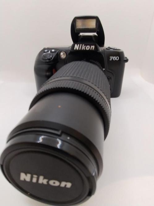 prachtige Nikon F60 SLR Camera met Nikkor 75-240mm AF lens, Audio, Tv en Foto, Fotocamera's Analoog, Zo goed als nieuw, Spiegelreflex