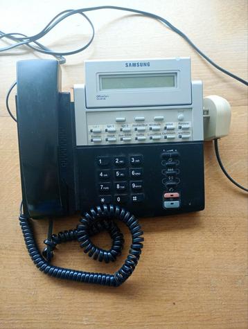 Telefoonsysteem: officeServ 7030 en DS-5014S