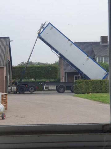 CE chauffeur(s) aangeboden