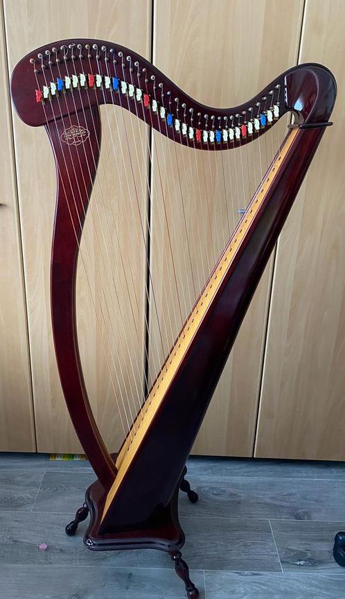 Harpe à louer camac 34 cordes, Musique & Instruments, Instruments à corde | Harpes, Comme neuf, Enlèvement ou Envoi