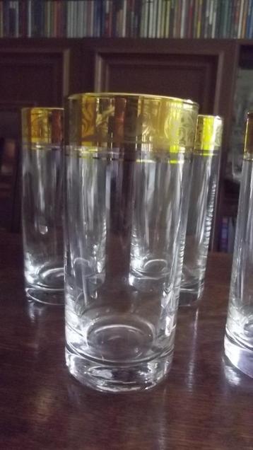4 longs verres à boisson rétro avec bord doré