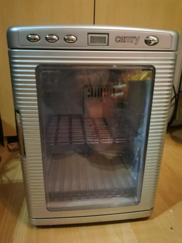 Kleine koelkast (voor in camper/op kantoor)
