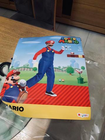 Verkleedpakje van Super Mario bros 7-8 jaar.