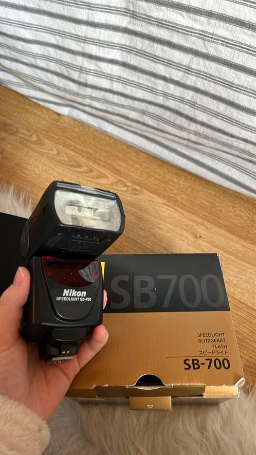 Nikon SB-700 speedlight flash, TV, Hi-fi & Vidéo, Photo | Flash, Comme neuf, Nikon, Inclinable, Enlèvement