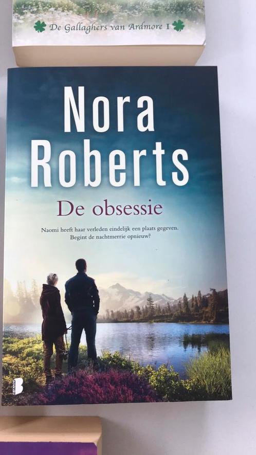 Nora Roberts - De obsessie, Livres, Thrillers, Comme neuf, Enlèvement