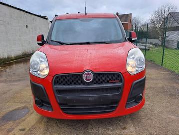 Fiat Doblo.2L diesel 2014. Utilitaires euro 5.roul très bien