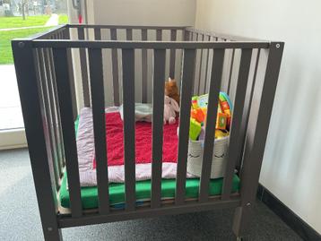 Gratis kinderpark, badje, ….