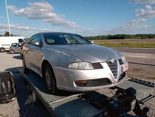 Alfa Romeo GT, Autos, Alfa Romeo, Particulier, GT, Diesel, Boîte manuelle, Enlèvement