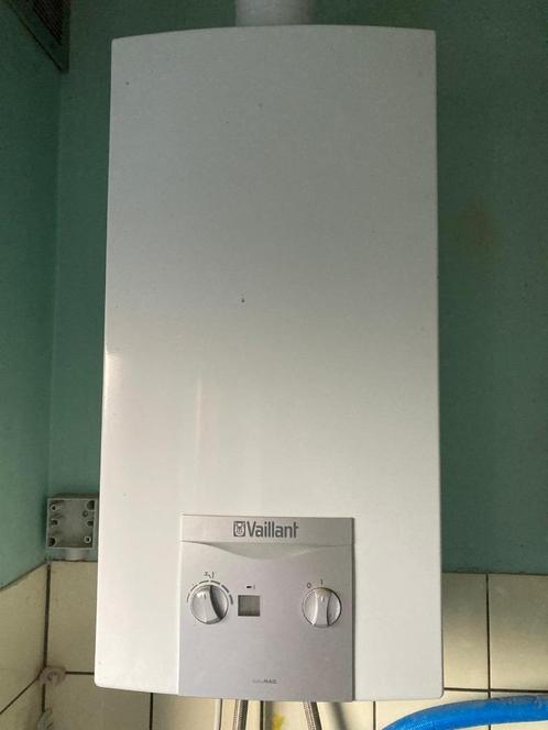 Boiler Vaillant, Bricolage & Construction, Chauffe-eau & Boilers, Comme neuf, Boiler, Gaz naturel, Moins de 20 litres, 6 à 10 ans