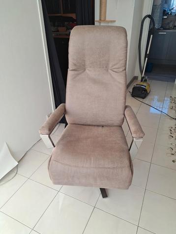 Verstelbare ergonomische relaxfauteuil, design, tv-fauteuil