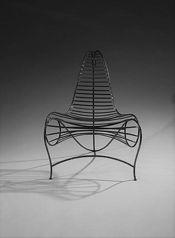Design chair Naar André Dubreuil '80's Barok Variant Spine 