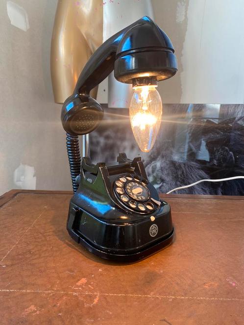 Antiek Telefoon vroegere RTT = LAMPJE, Huis en Inrichting, Lampen | Overige, Zo goed als nieuw, Ophalen