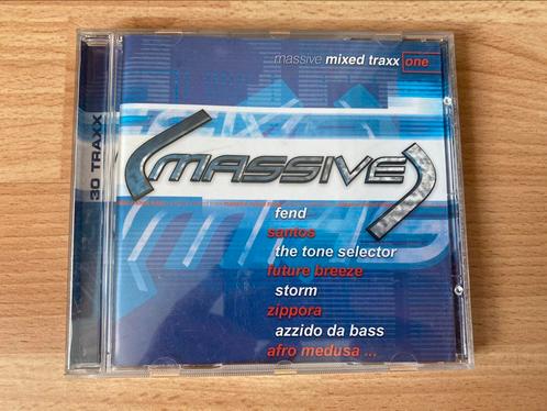 Massive mixed traxx one, CD & DVD, CD | Dance & House, Comme neuf, Techno ou Trance, Enlèvement ou Envoi