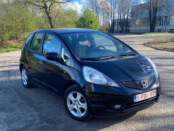 Honda Jazz 1.2i Essence Euro5 3/2011 5 Portes Airco Jantes 