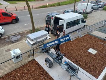 Location de véhicule Antwerp Vans Ladder lift Moving