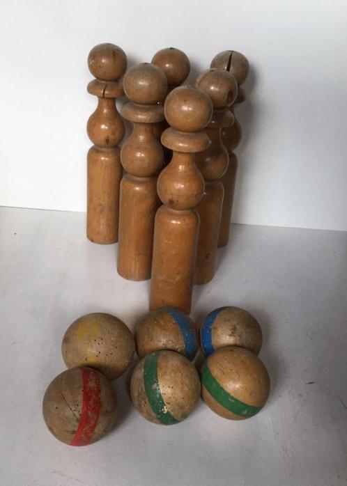 Antieke Franse houten kegelspel met houten ballen, Antiquités & Art, Antiquités | Jouets, Enlèvement ou Envoi