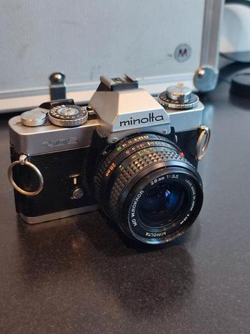 Minolta XD5 met accessoires