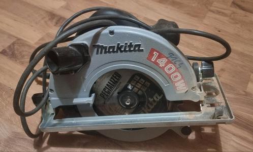 Handcirkelzaag Makita + extra zaagbladen, Bricolage & Construction, Outillage | Scies mécaniques, Utilisé, Scie circulaire, 1200 watts ou plus