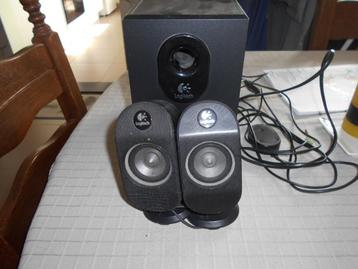 te koop logitech x-210 speakers 2 speakers