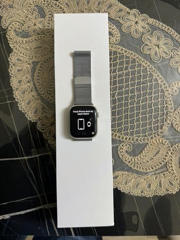 Apple Watch Series 7 45 mm 