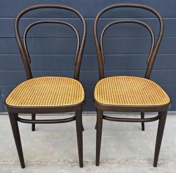 Thonet 77 2 stoelen 