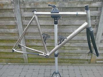 Titanium Van Nicholas Skeiron frameset